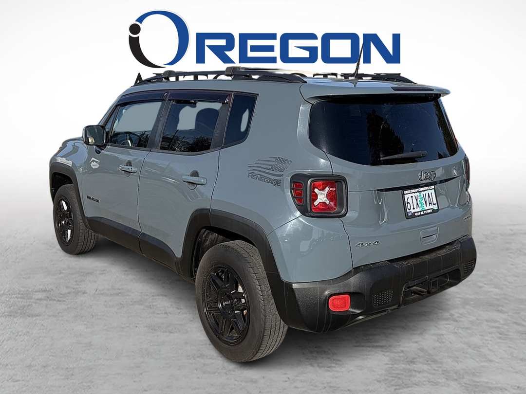 2018 Jeep Renegade LATITUDE - Image 3