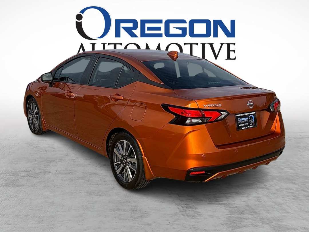2020 Nissan Versa SV - Image 3