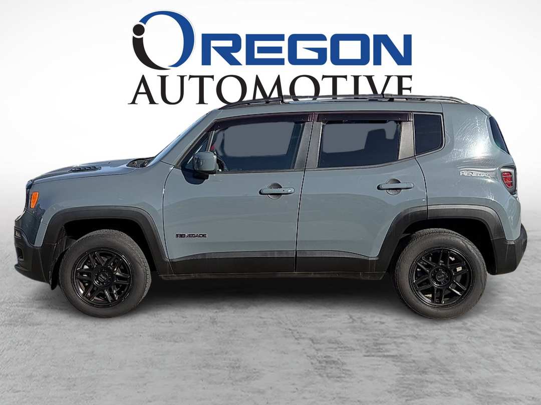 2018 Jeep Renegade LATITUDE - Image 2
