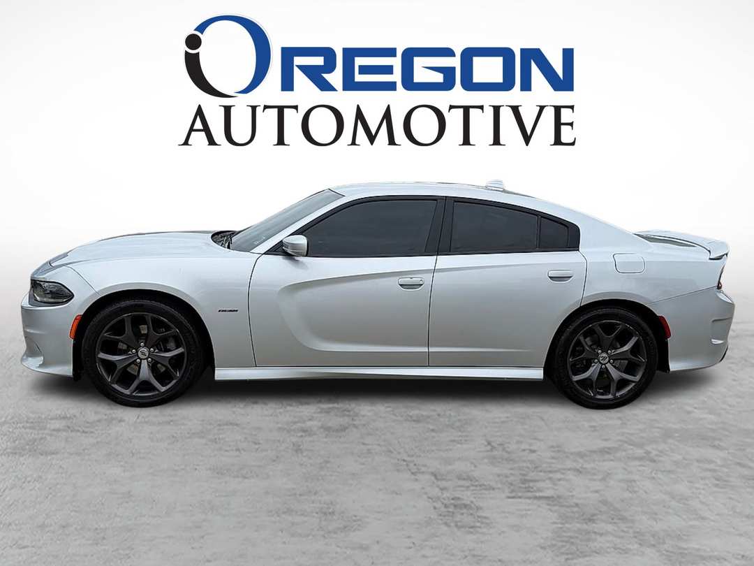 2019 Dodge Charger R/T - Image 2