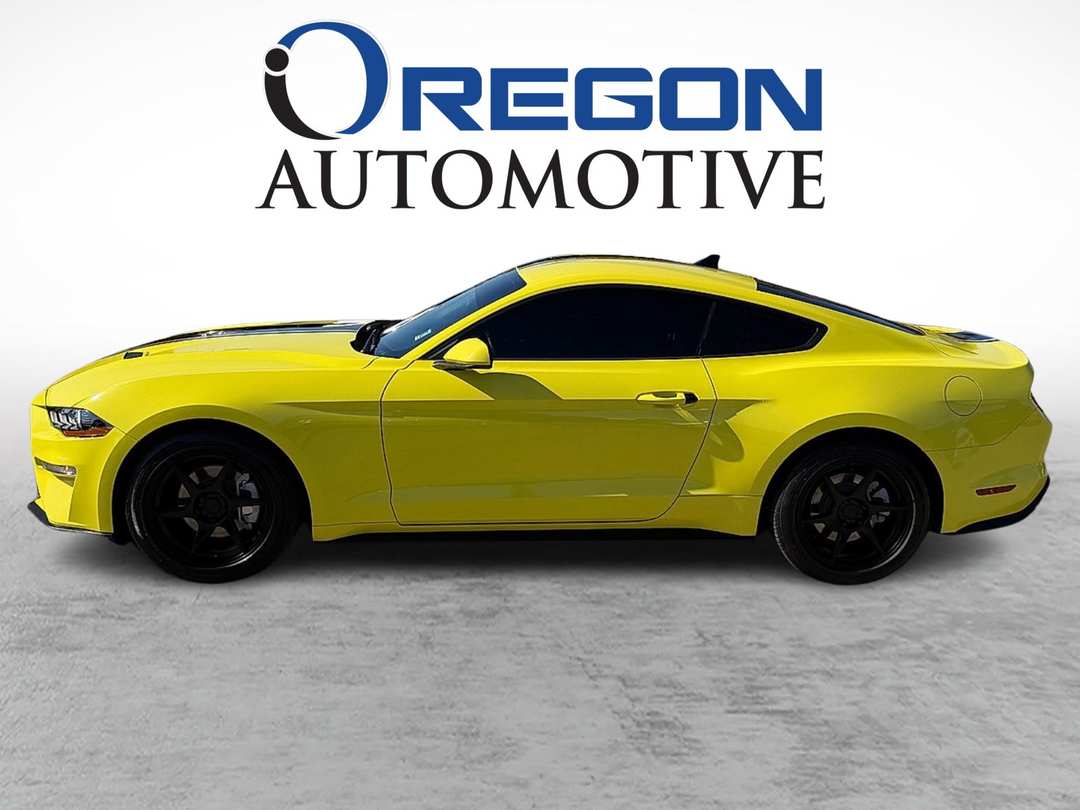 2021 Ford Mustang ECOBOOST 2D - Image 2