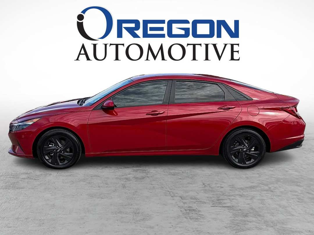2021 Hyundai Elantra SEL - Image 2